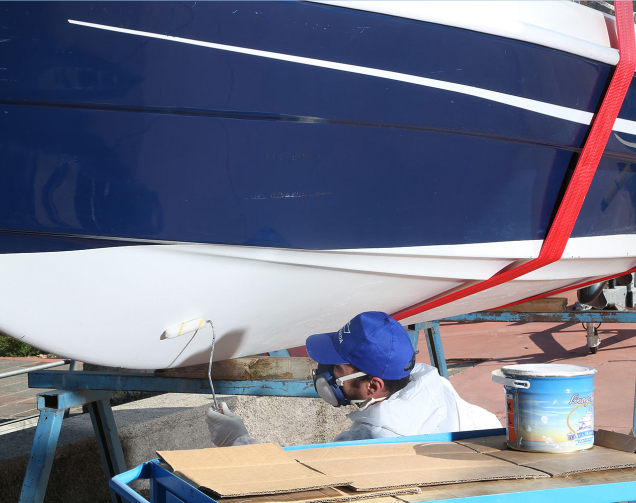 Bootslagerung von Motorbooten am Gardasee